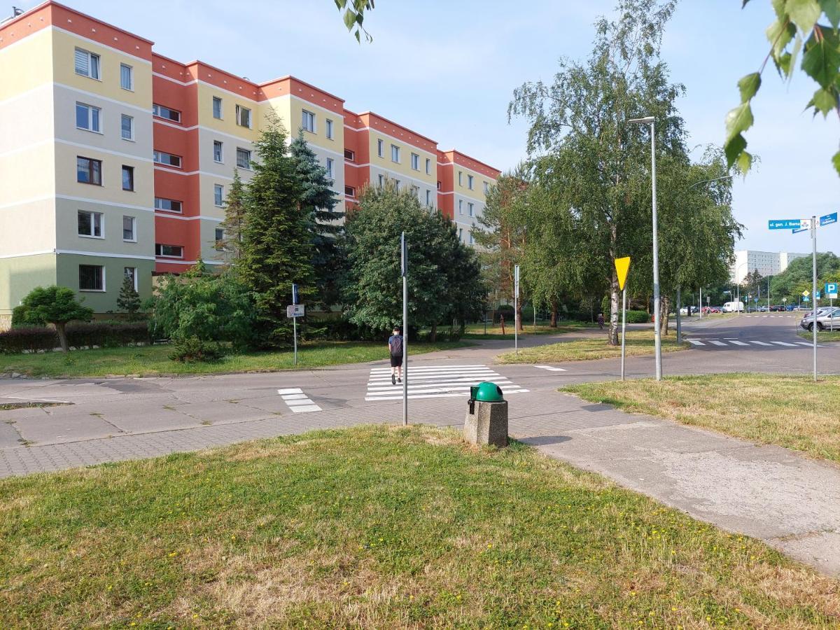 Kolobrzeg Apartament 2-Pokojowy ภายนอก รูปภาพ